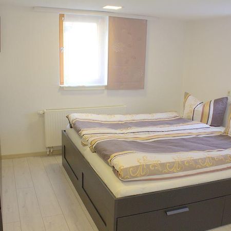 Ferienwohnung Nicole Schneeberg  Zimmer foto